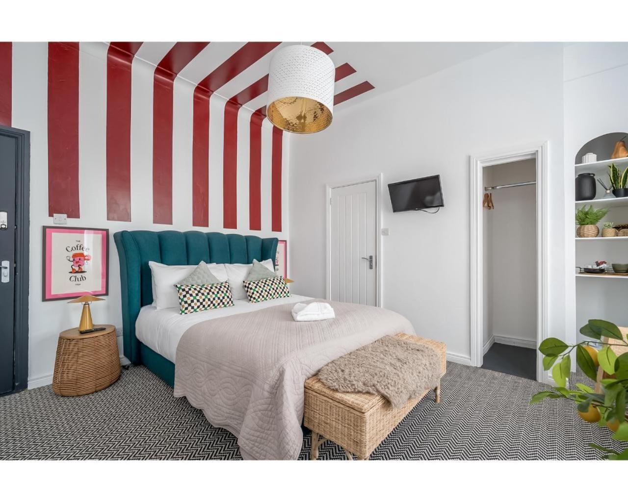 The Wellesley Hotel Belfast Bagian luar foto